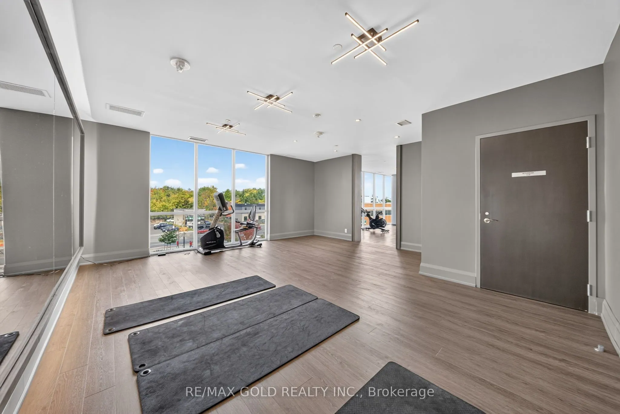 15 LYNCH Street #505