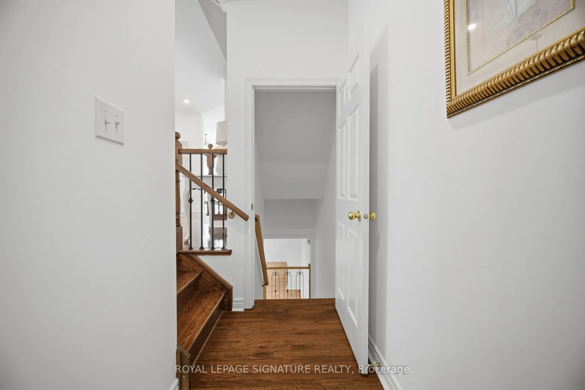 3250 Sunlight Street