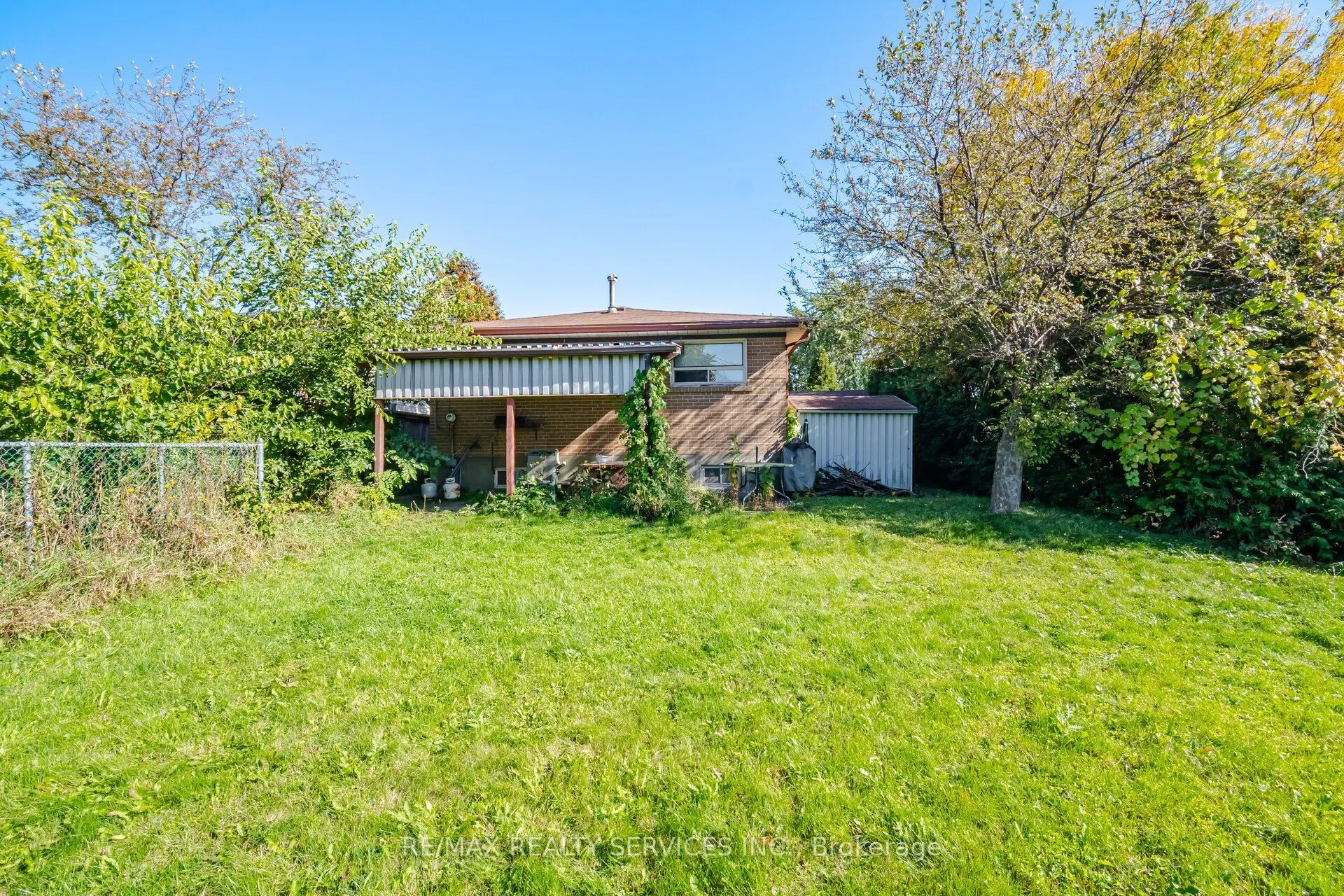 49 Ferndale Crescent