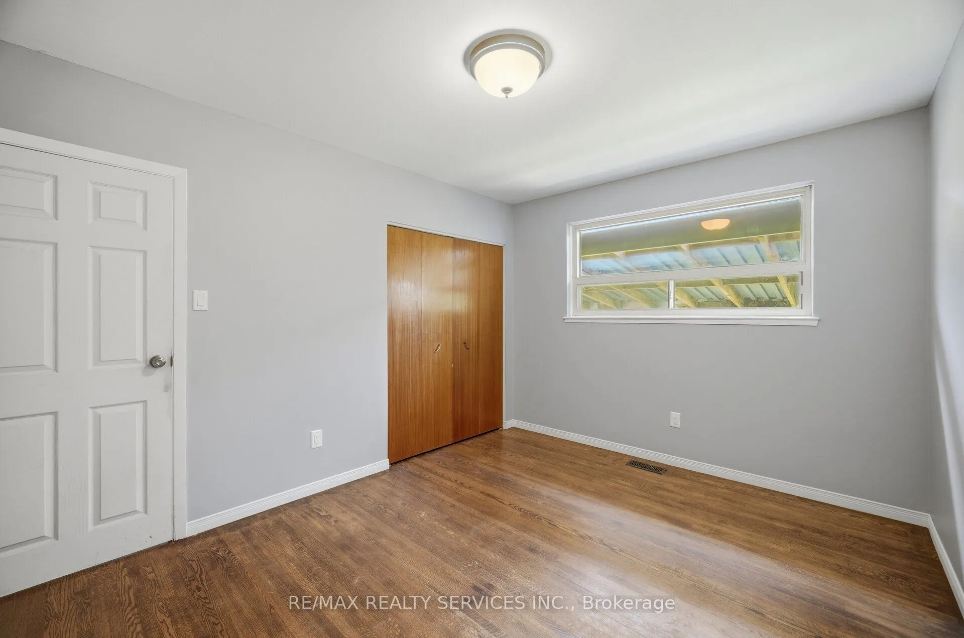 49 Ferndale Crescent