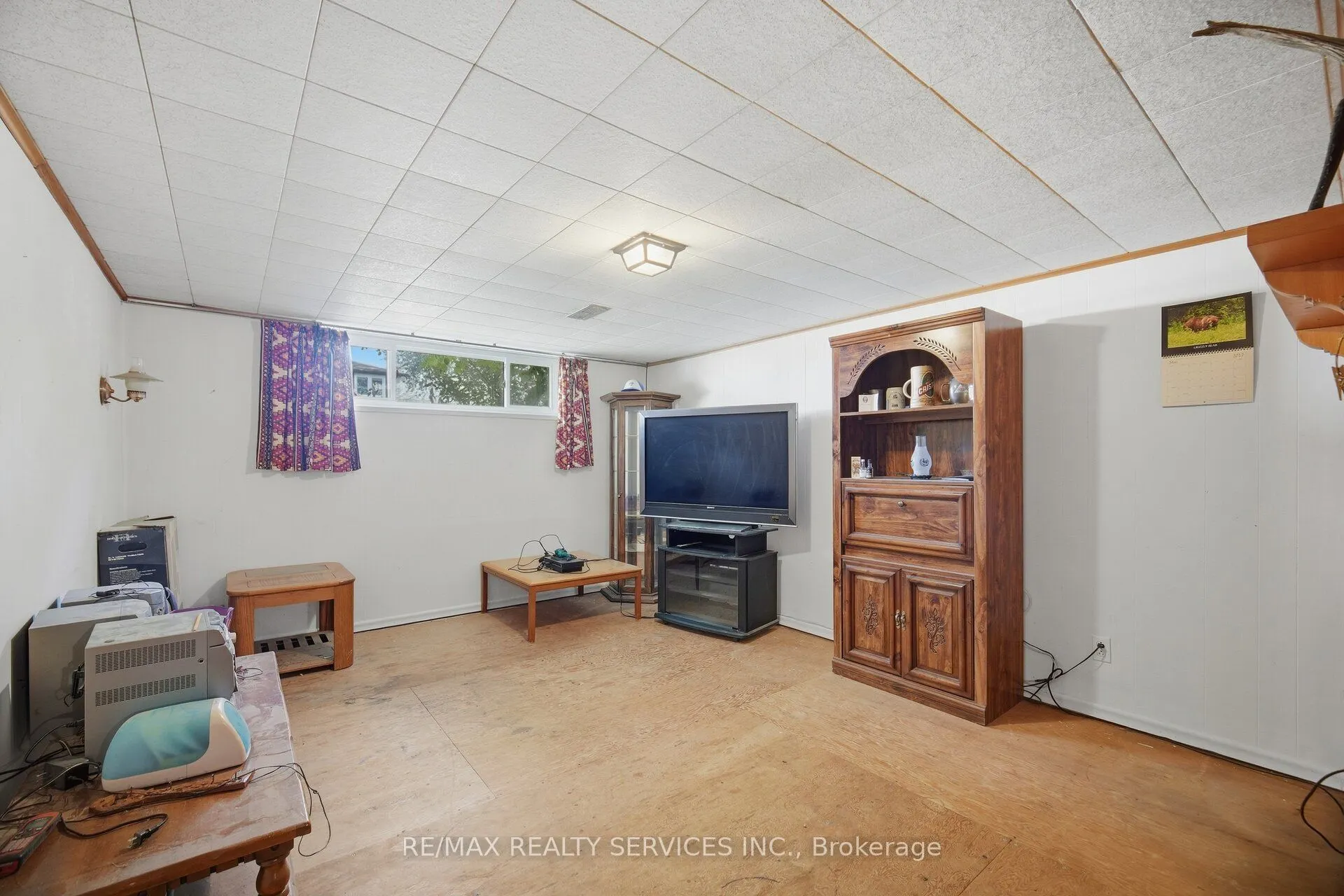 49 Ferndale Crescent