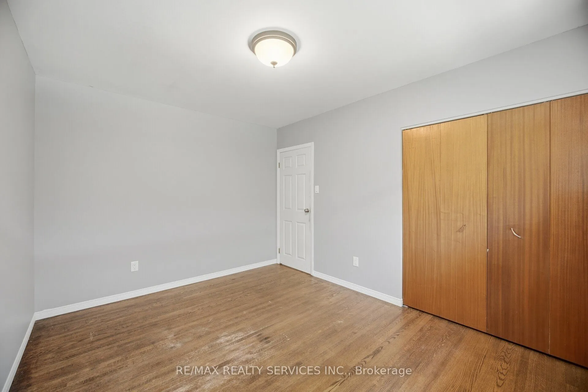 49 Ferndale Crescent