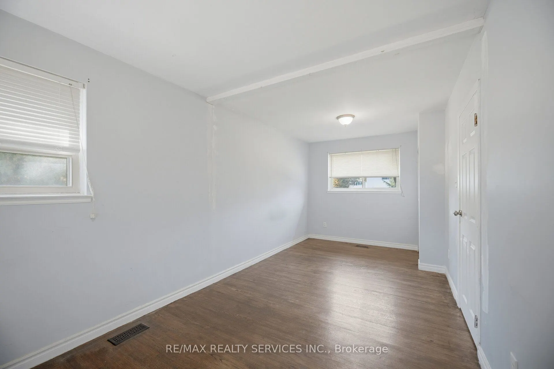 49 Ferndale Crescent