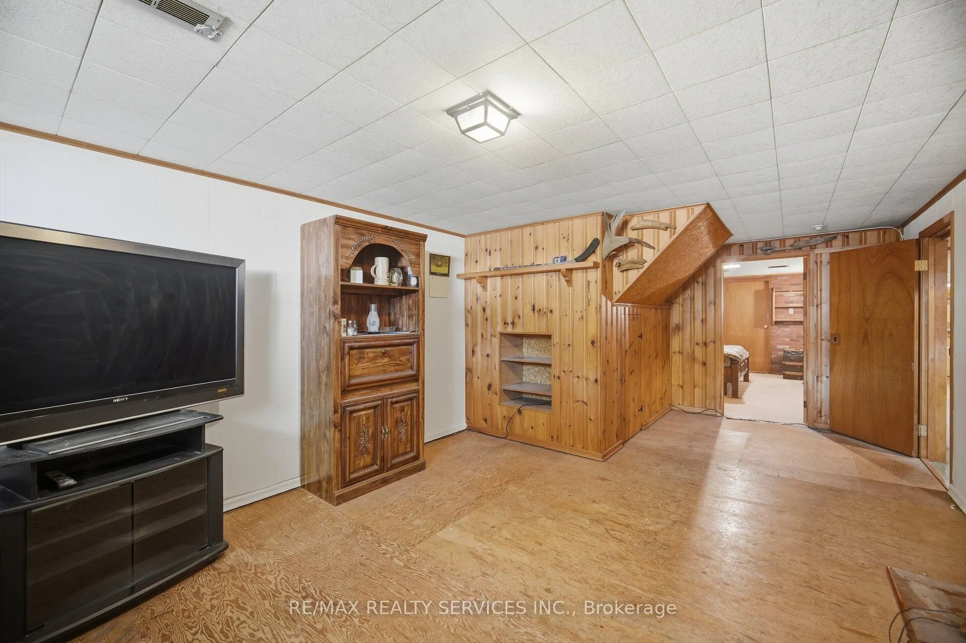 49 Ferndale Crescent