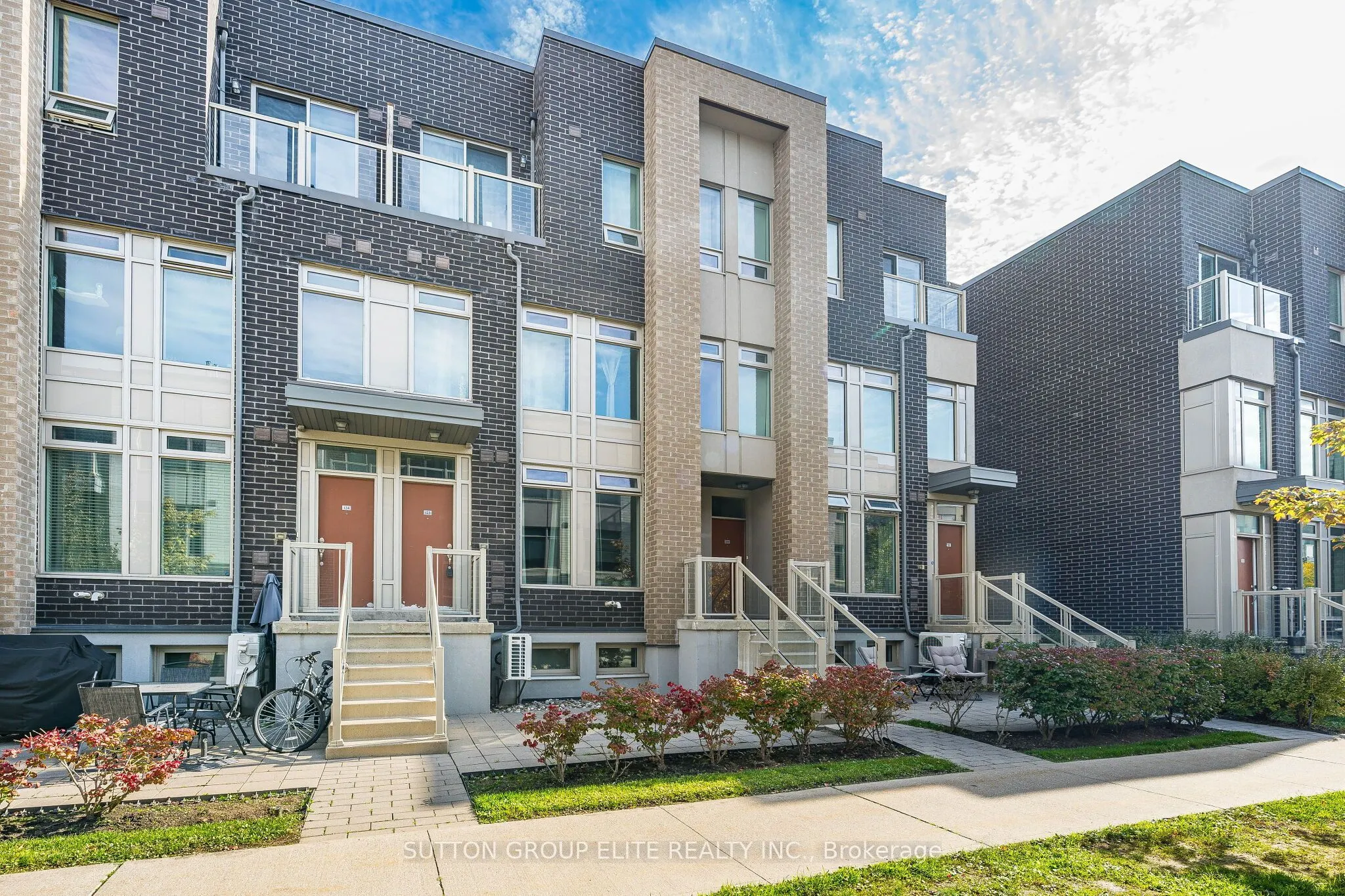 19 Applewood Lane #245