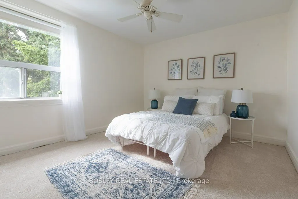 2693 Lakeshore Boulevard W #1