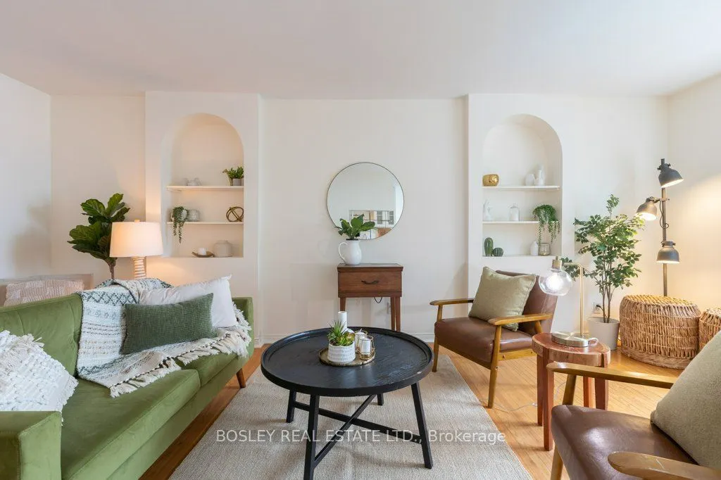 2693 Lakeshore Boulevard W #1
