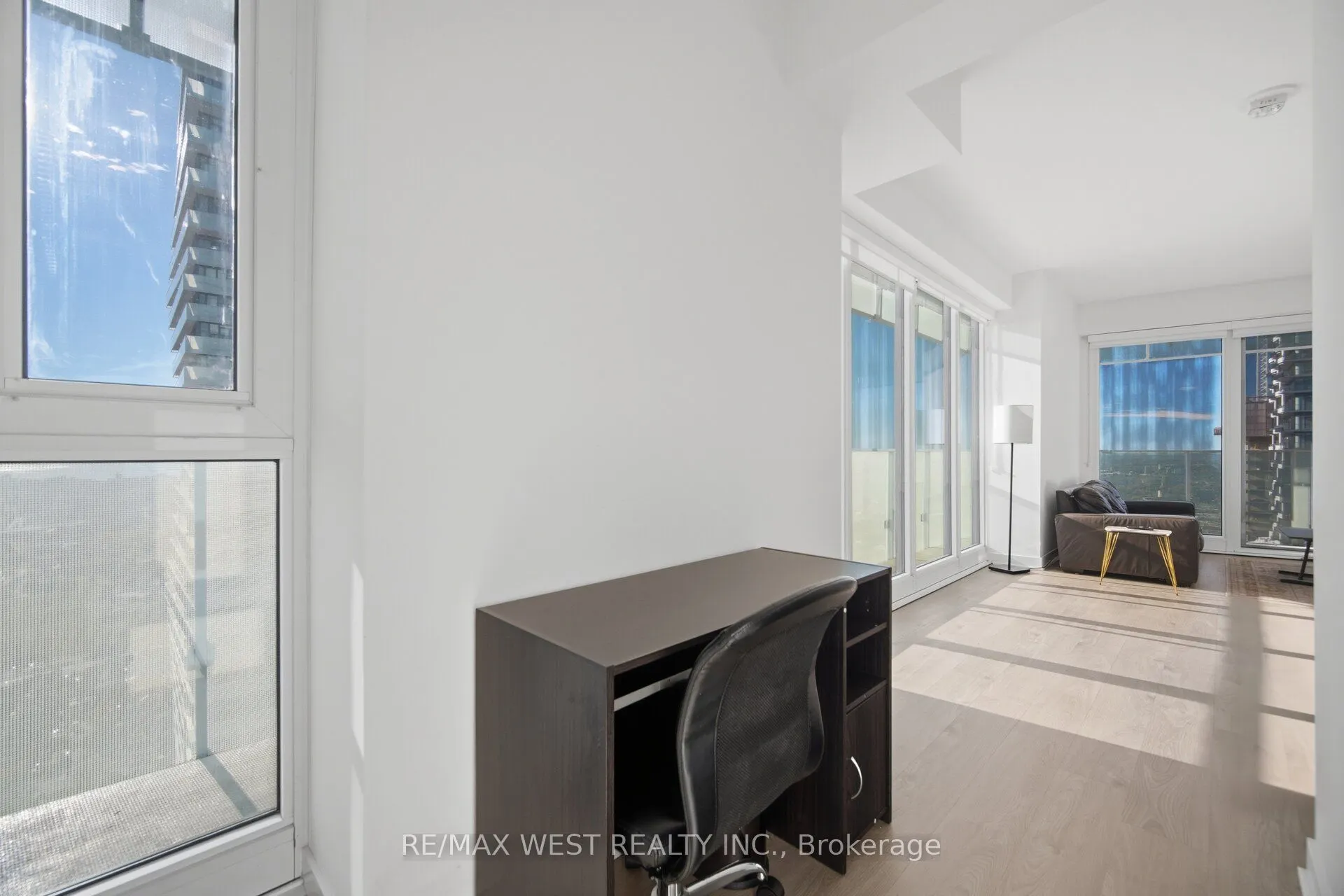 3900 Confederation Parkway #5104