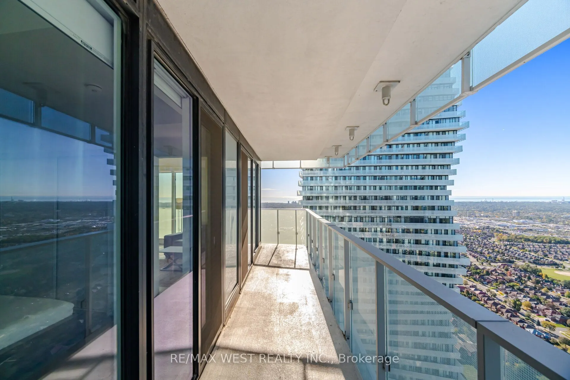 3900 Confederation Parkway #5104