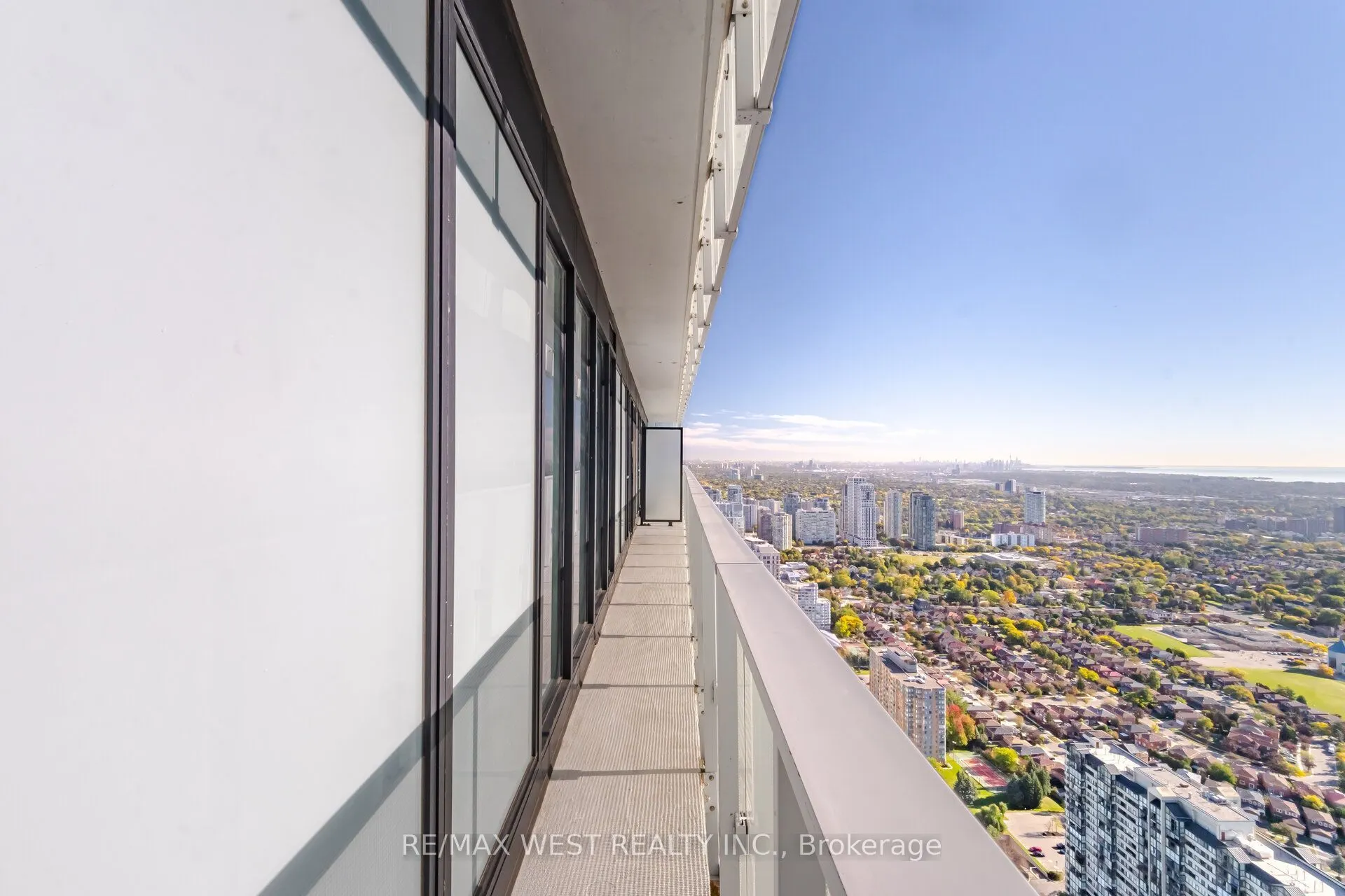 3900 Confederation Parkway #5104