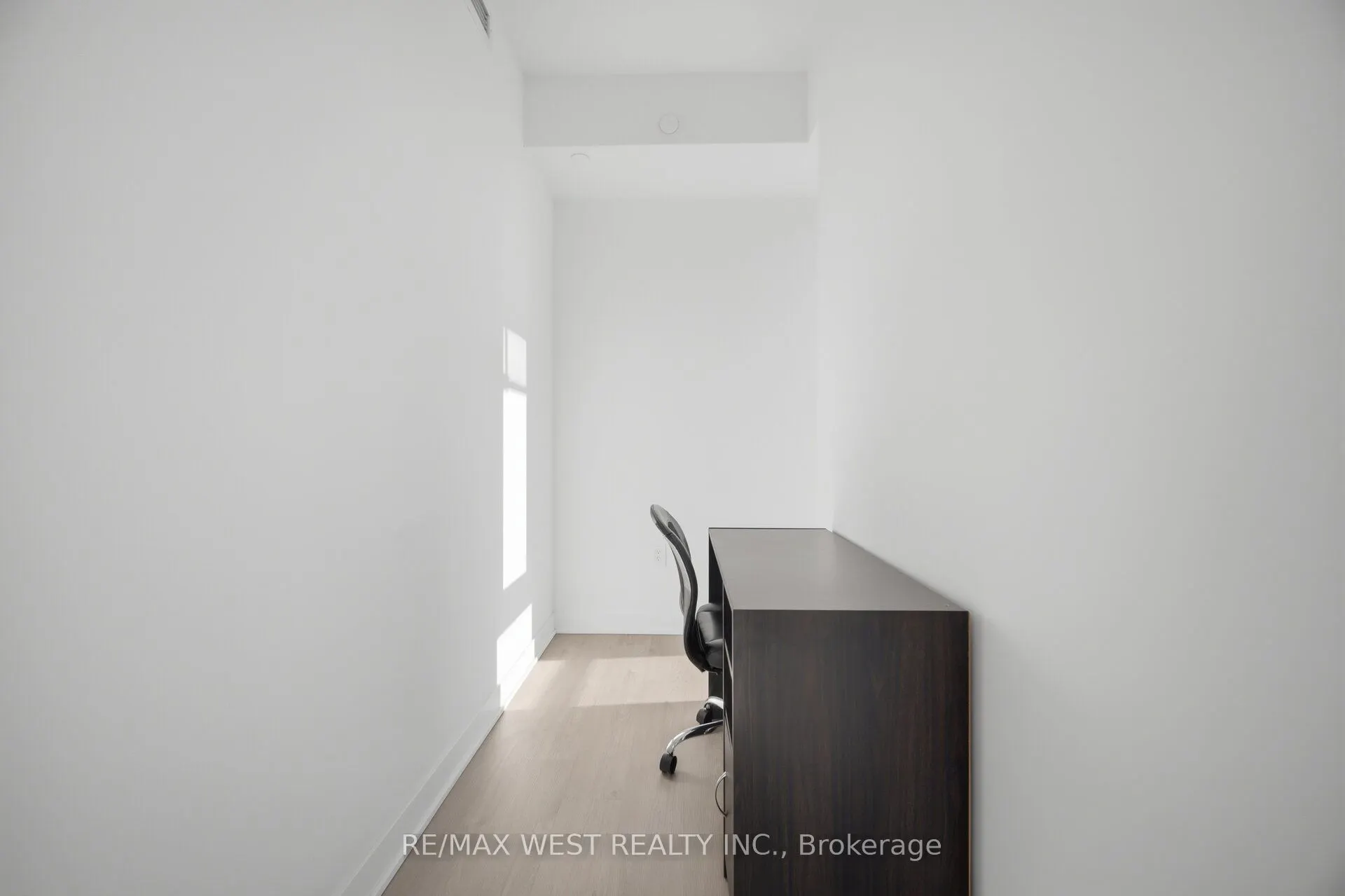 3900 Confederation Parkway #5104