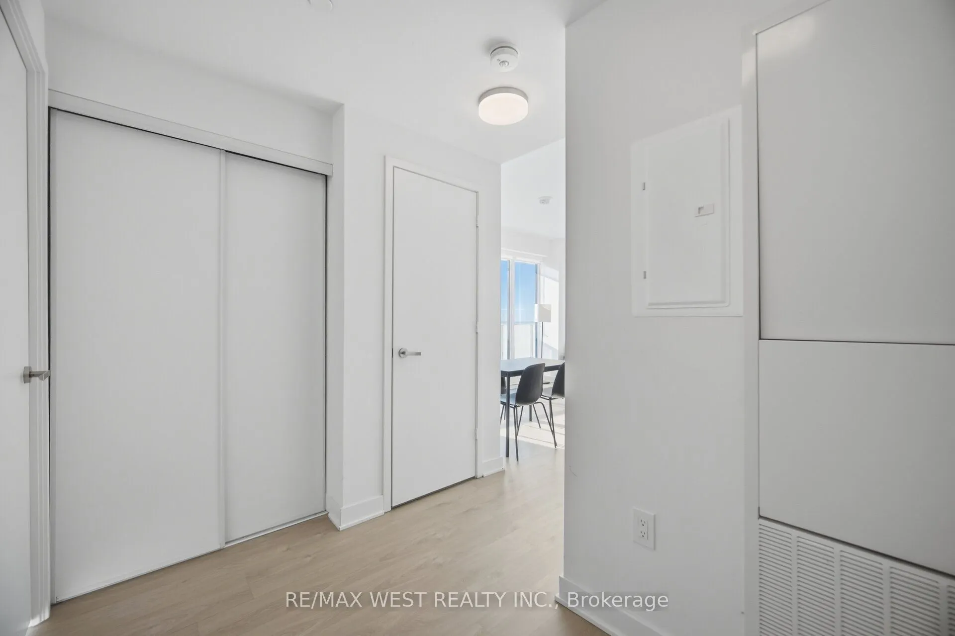 3900 Confederation Parkway #5104