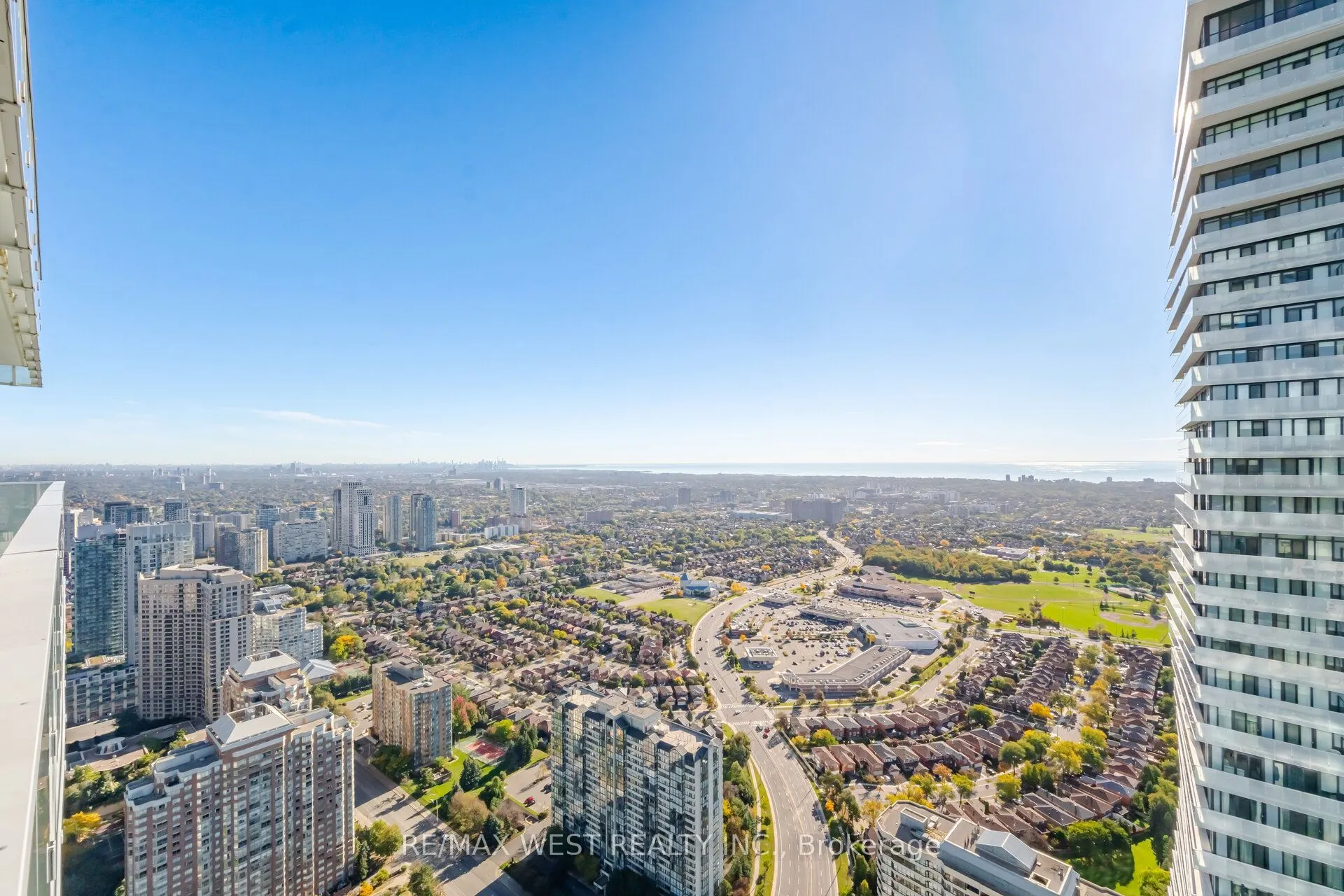 3900 Confederation Parkway #5104