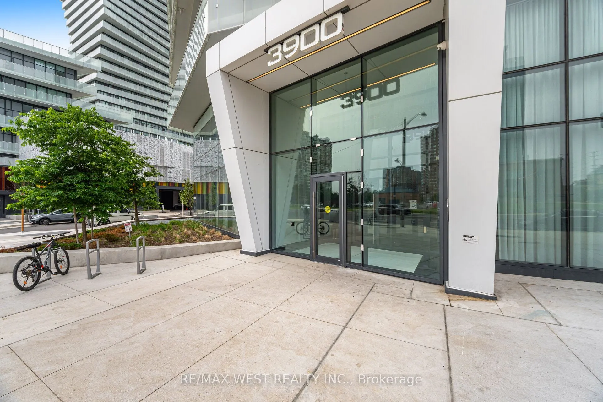 3900 Confederation Parkway #5104