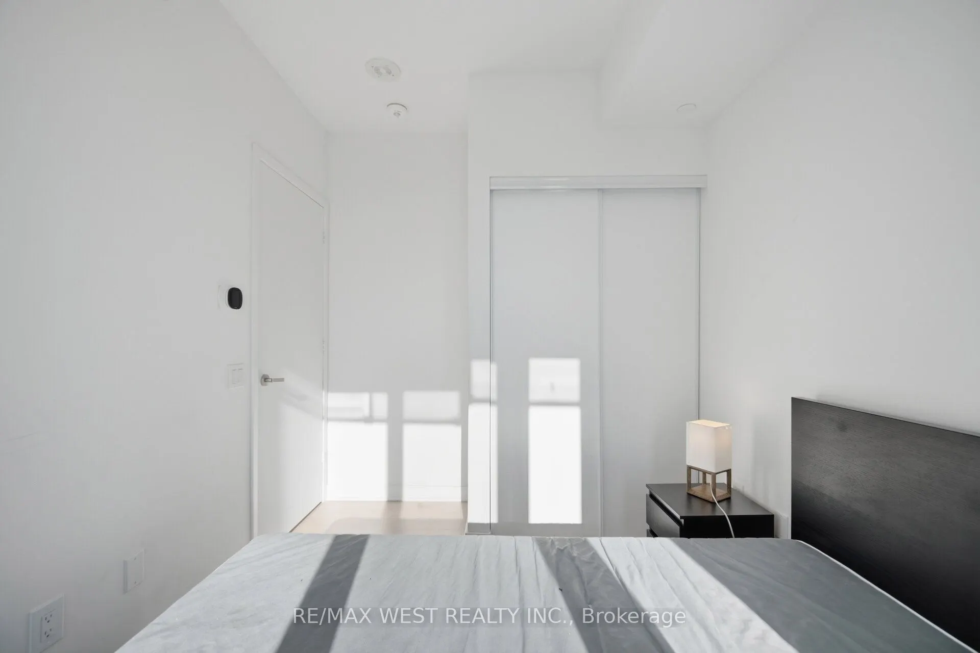 3900 Confederation Parkway #5104