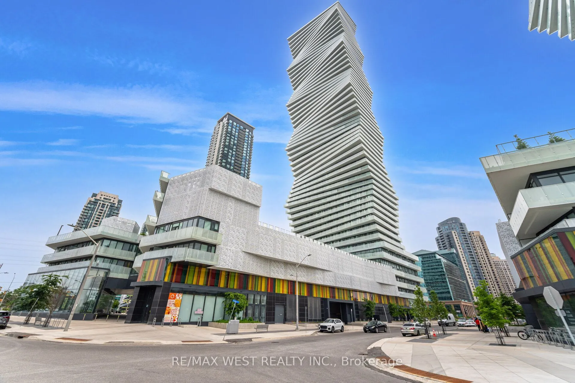 3900 Confederation Parkway #5104