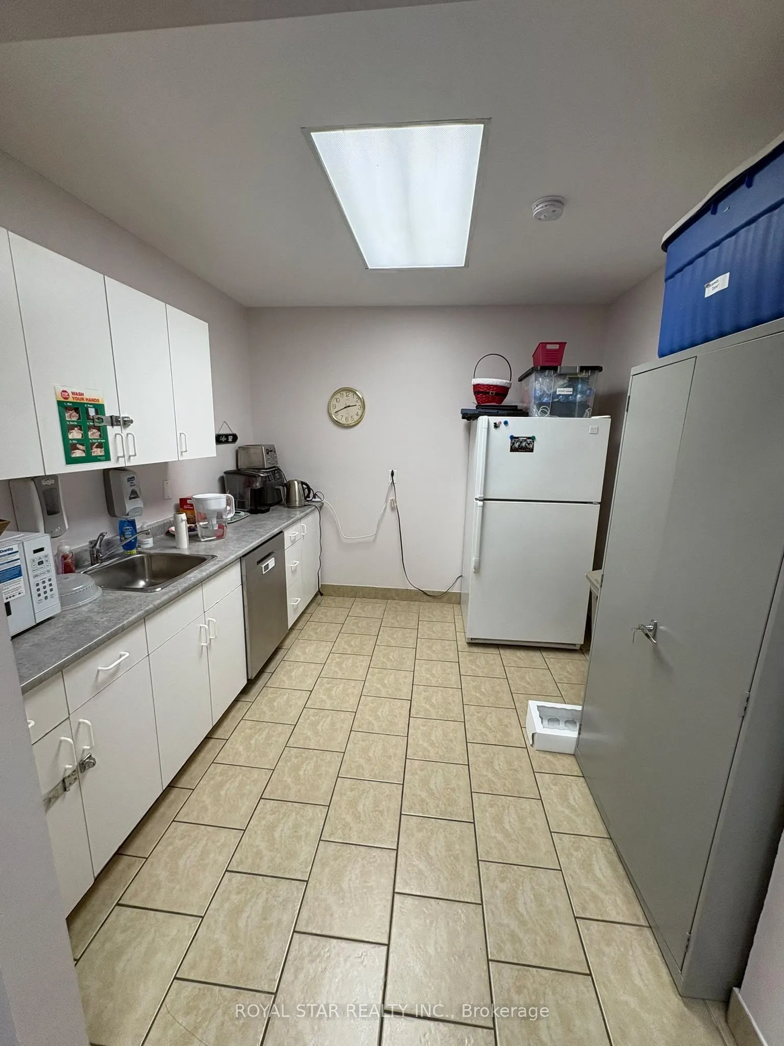 239 Queen Street E #6