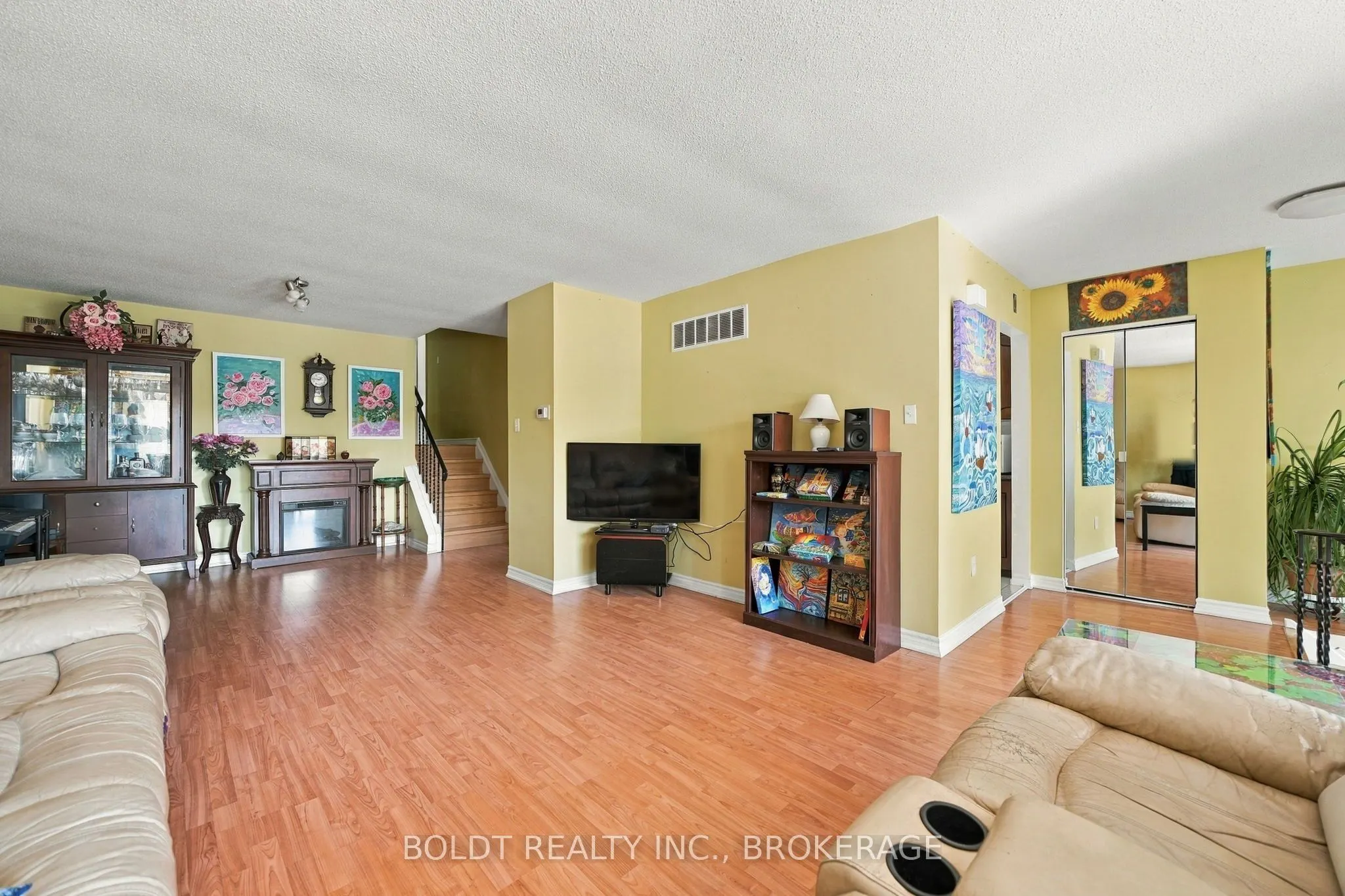 2554 Cobbinshaw Circle