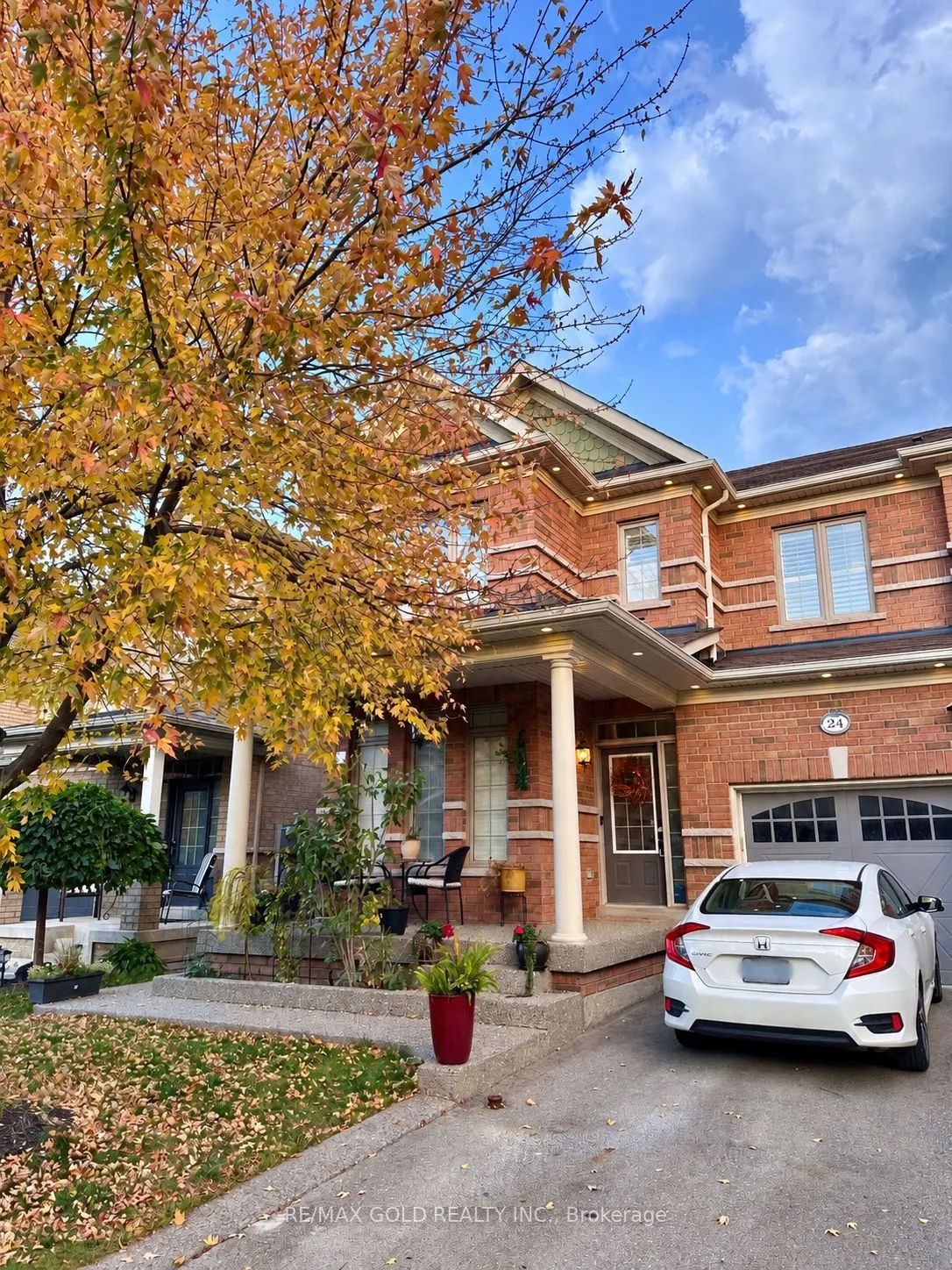 24 Aird Court #Lower