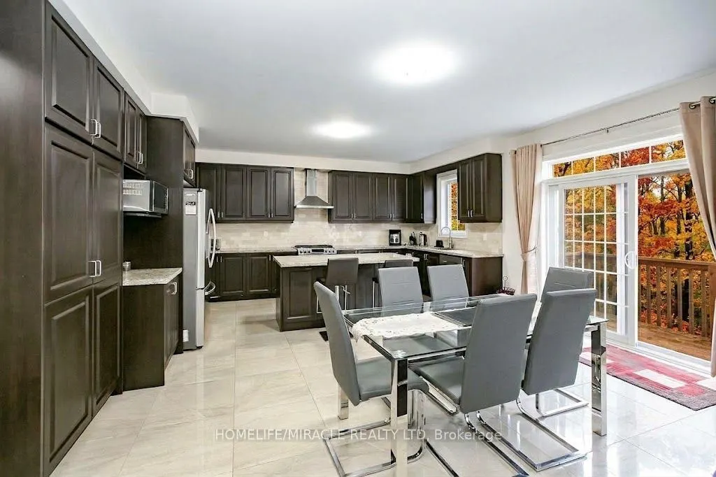 30 Brookwater Crescent