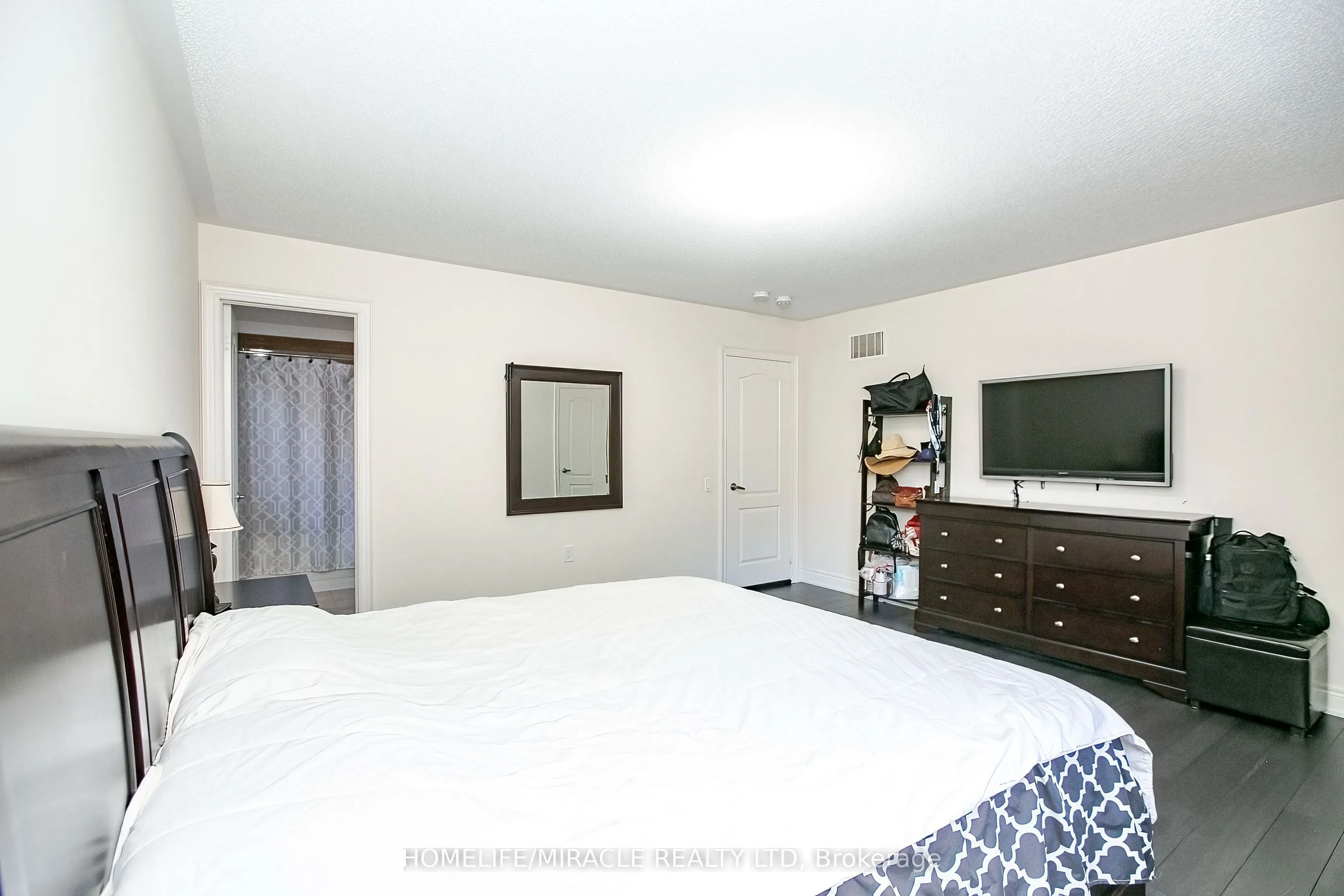 30 Brookwater Crescent