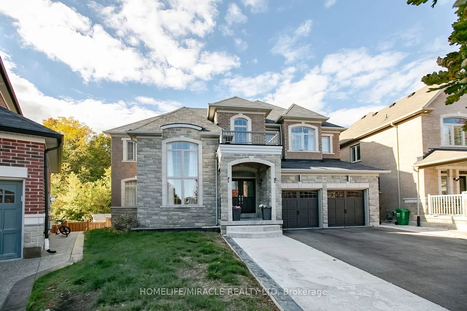 30 Brookwater Crescent