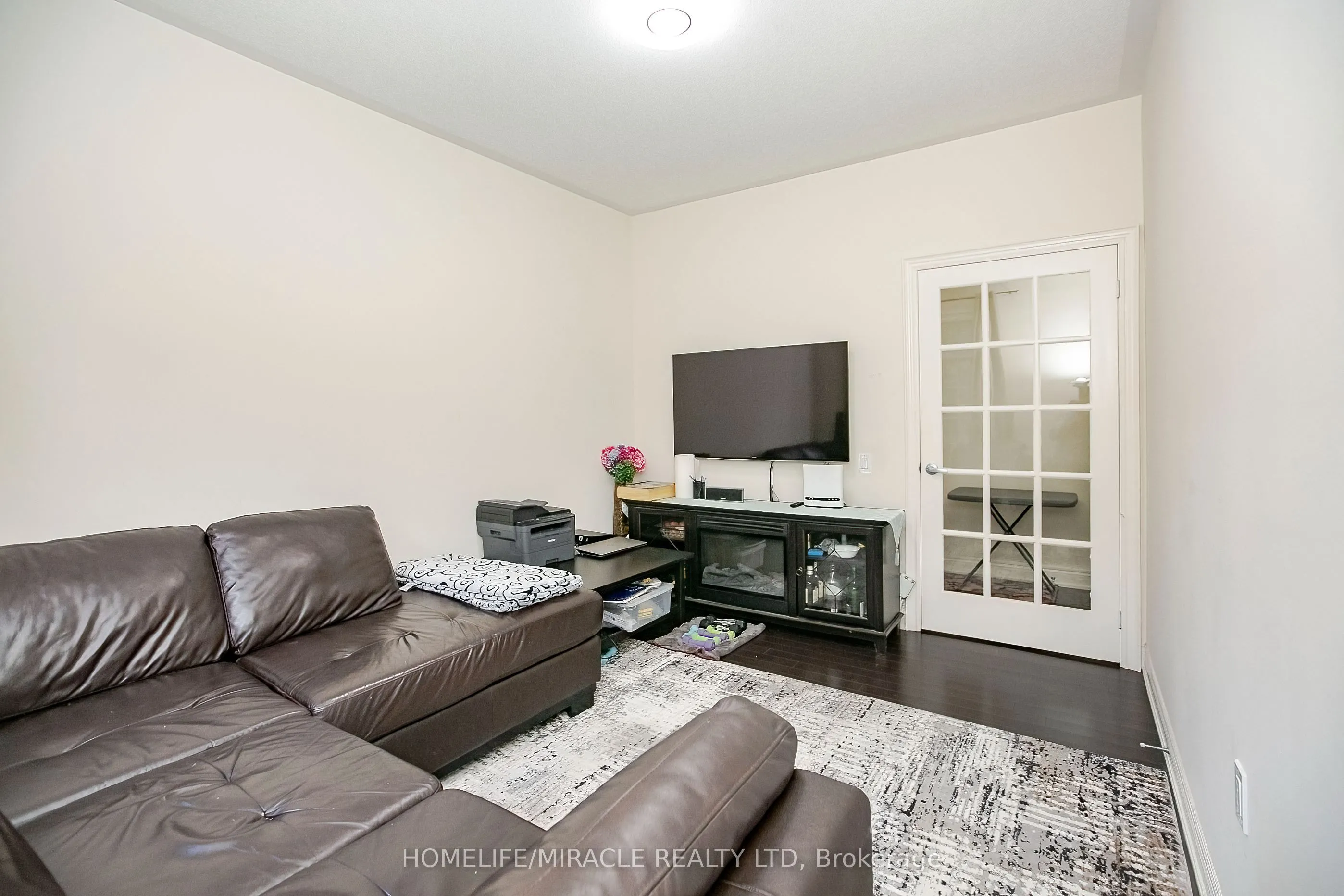 30 Brookwater Crescent