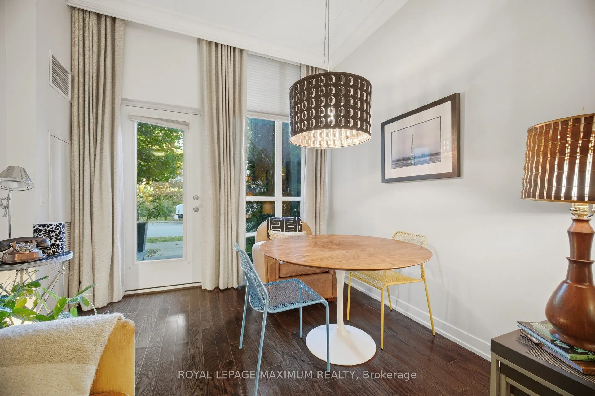 8 Fieldway Road #104