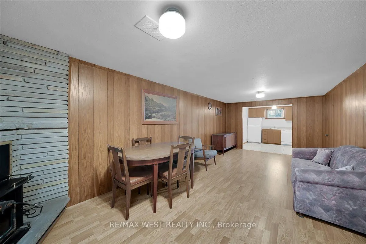 198 Rustic Road