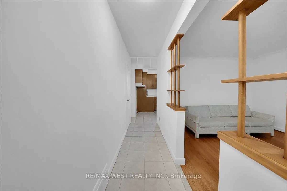 198 Rustic Road