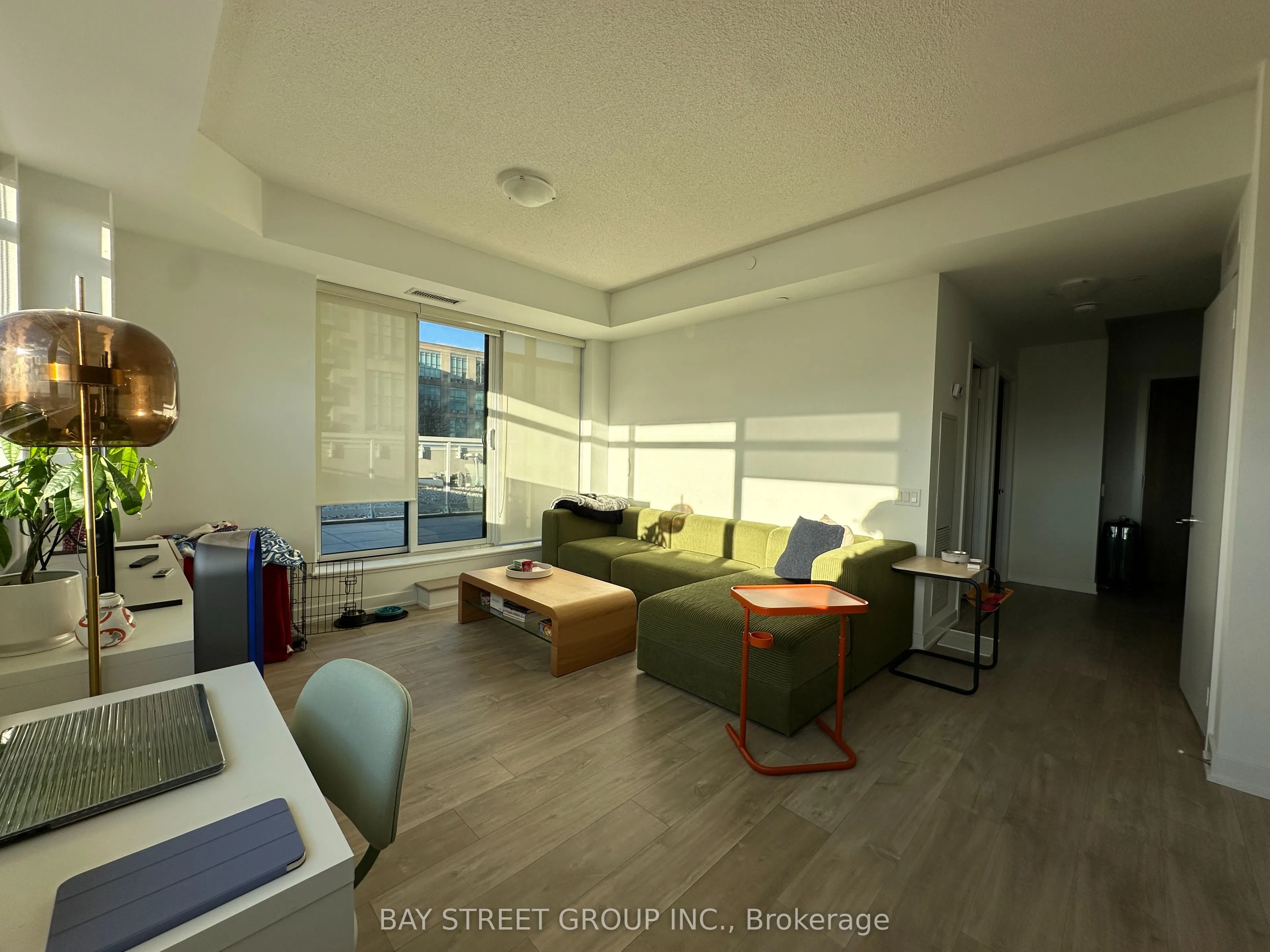 251 Manitoba Street #923