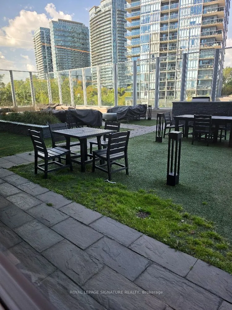 36 Park Lawn Road #1104