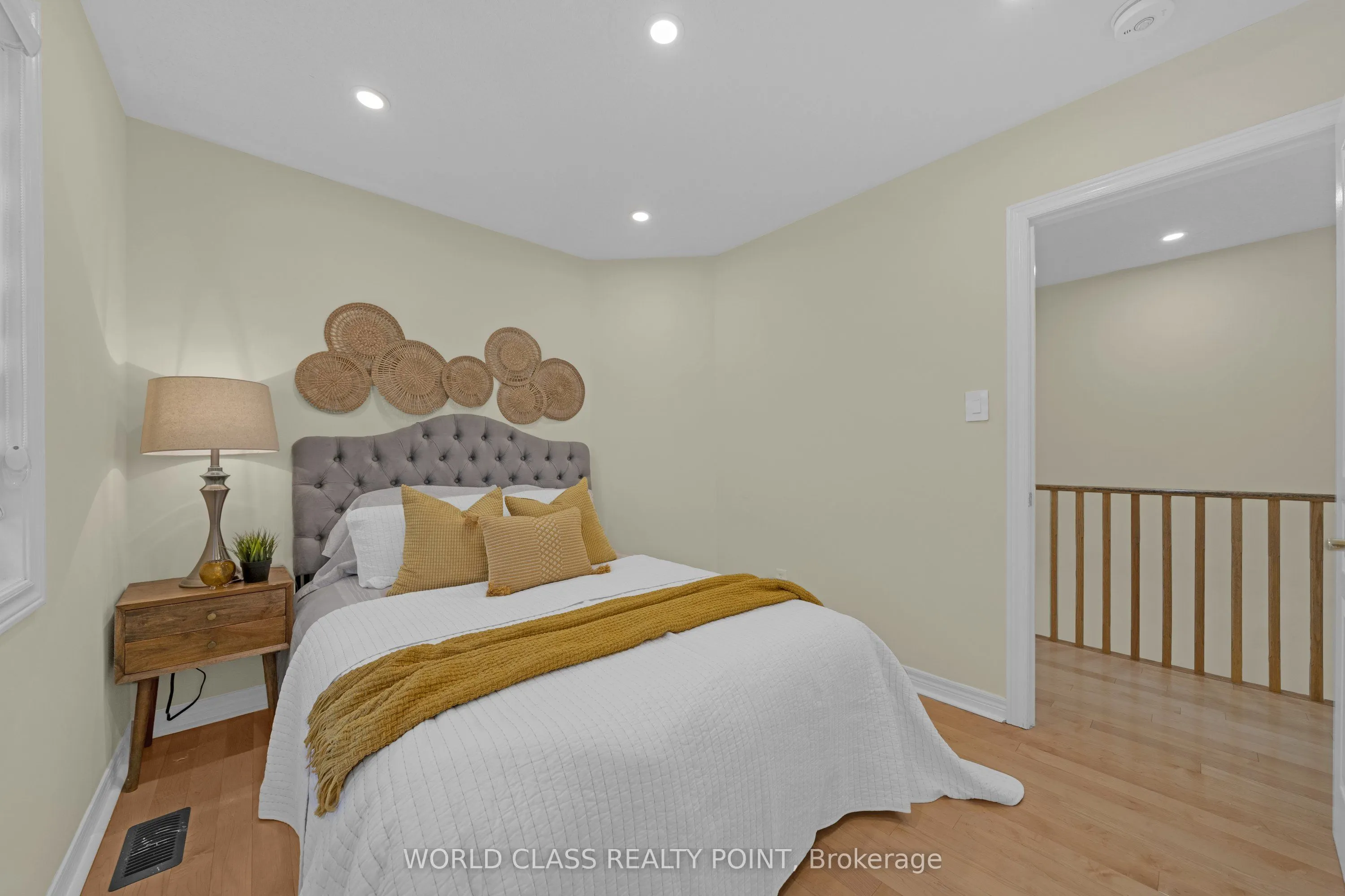 5529 Fudge Terrace