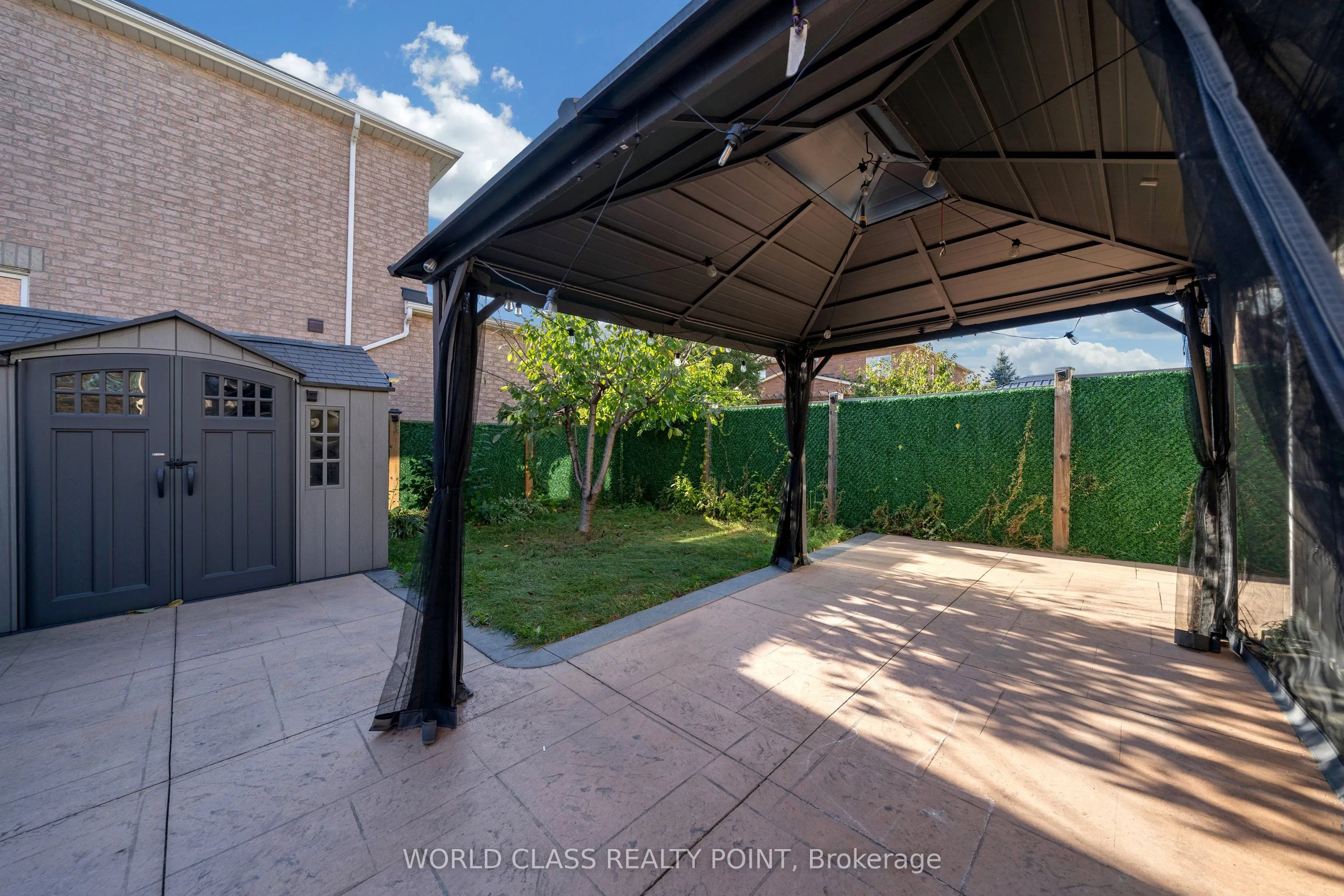 5529 Fudge Terrace