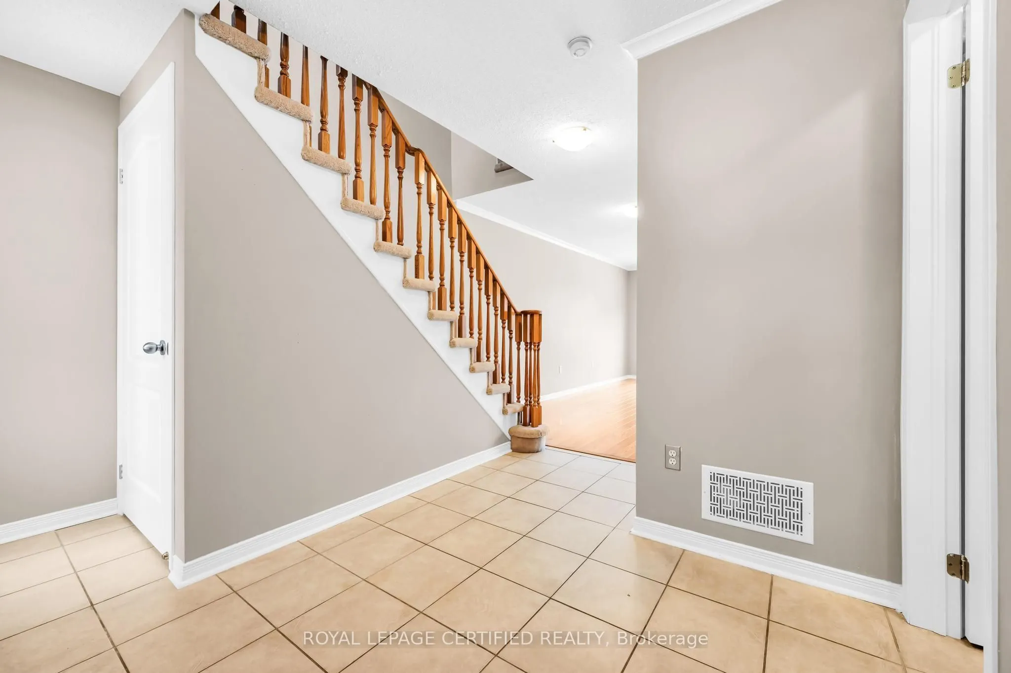 2493 Newcastle Crescent