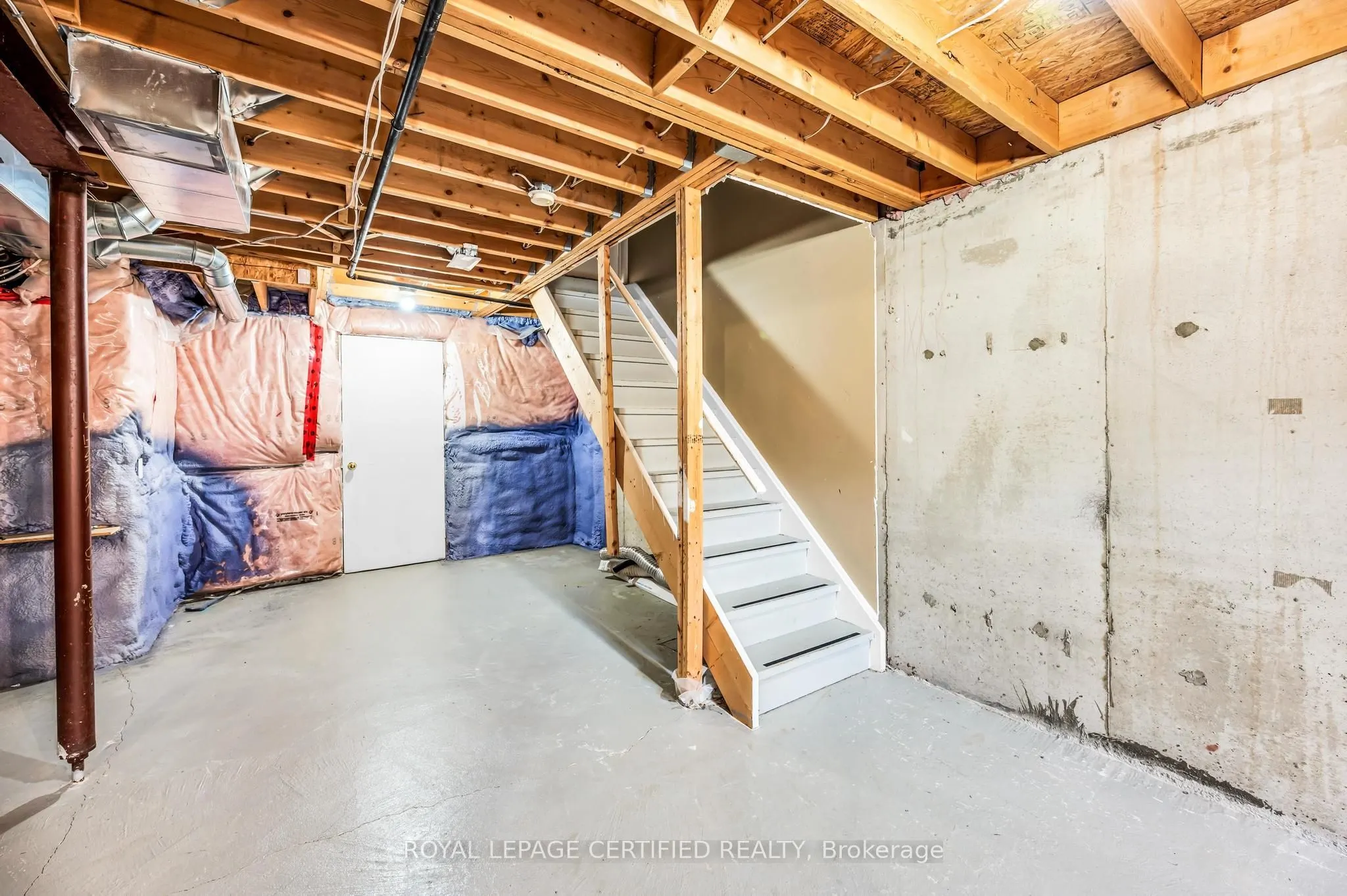 2493 Newcastle Crescent