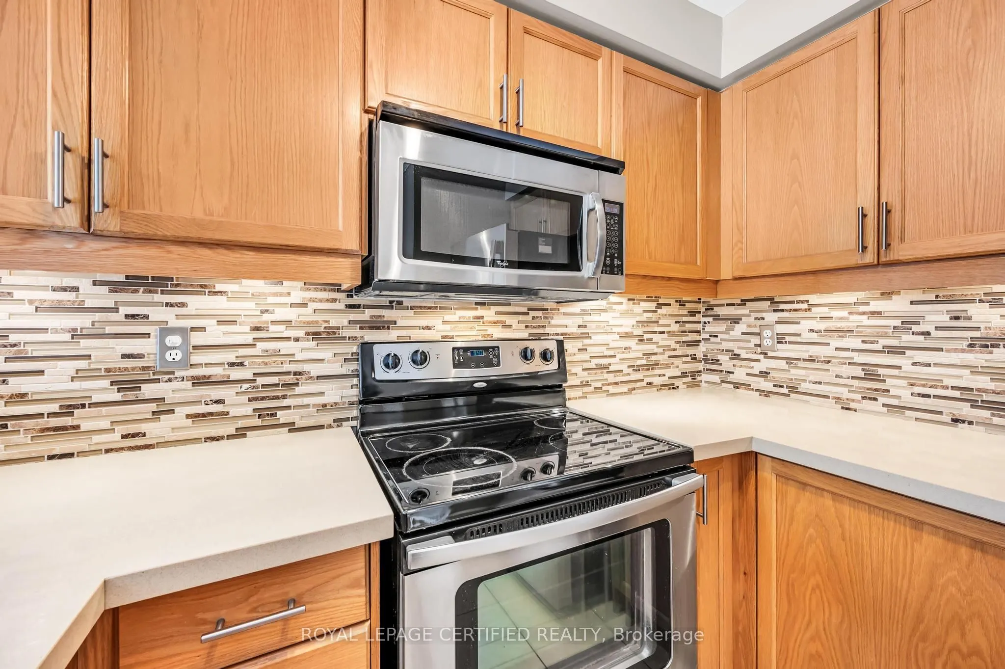 2493 Newcastle Crescent