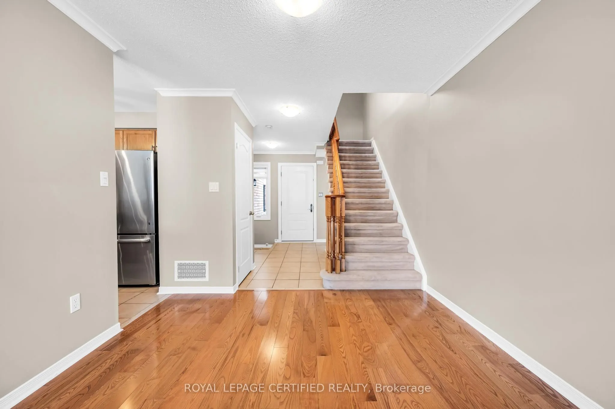 2493 Newcastle Crescent