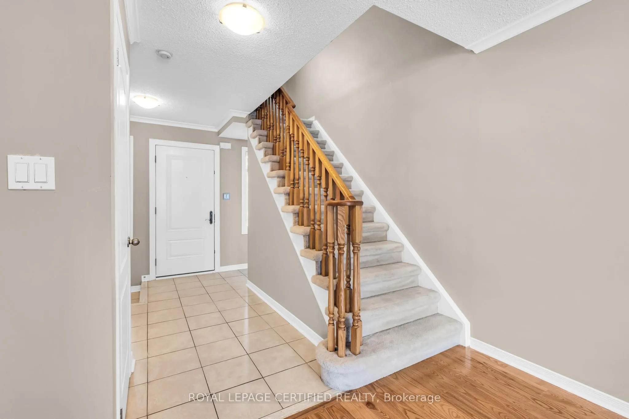2493 Newcastle Crescent