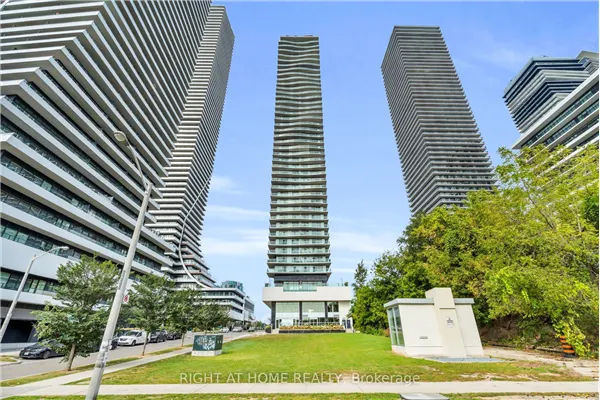 33 Shore Breeze Drive #2304