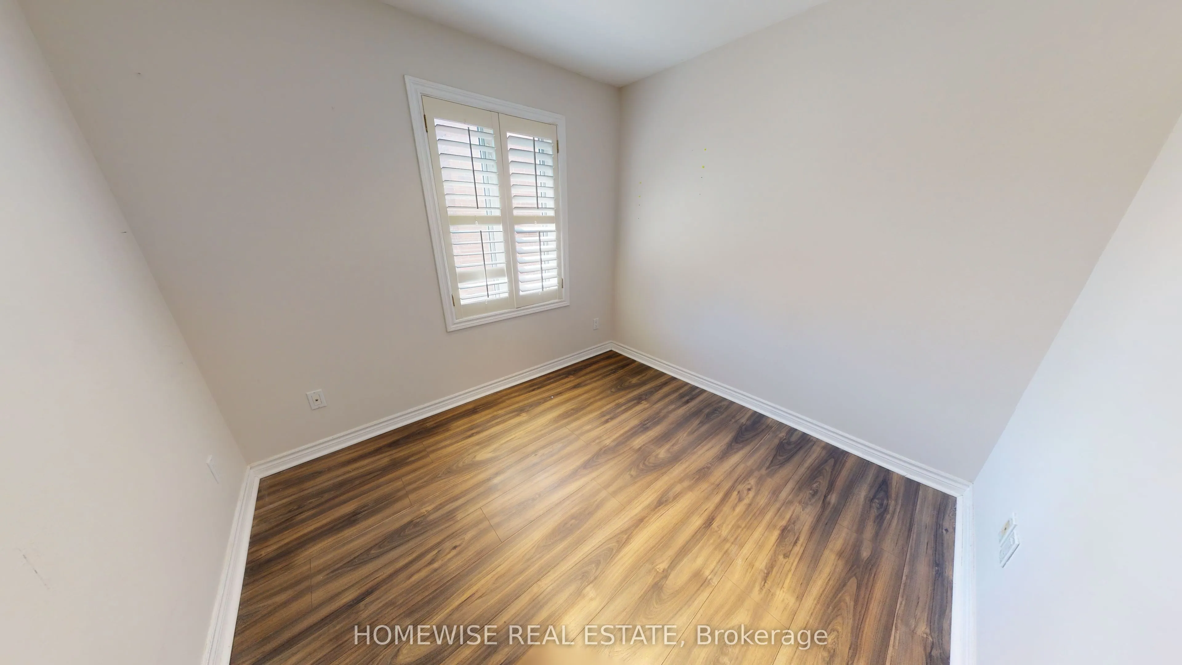 145 Lansdowne Avenue #201
