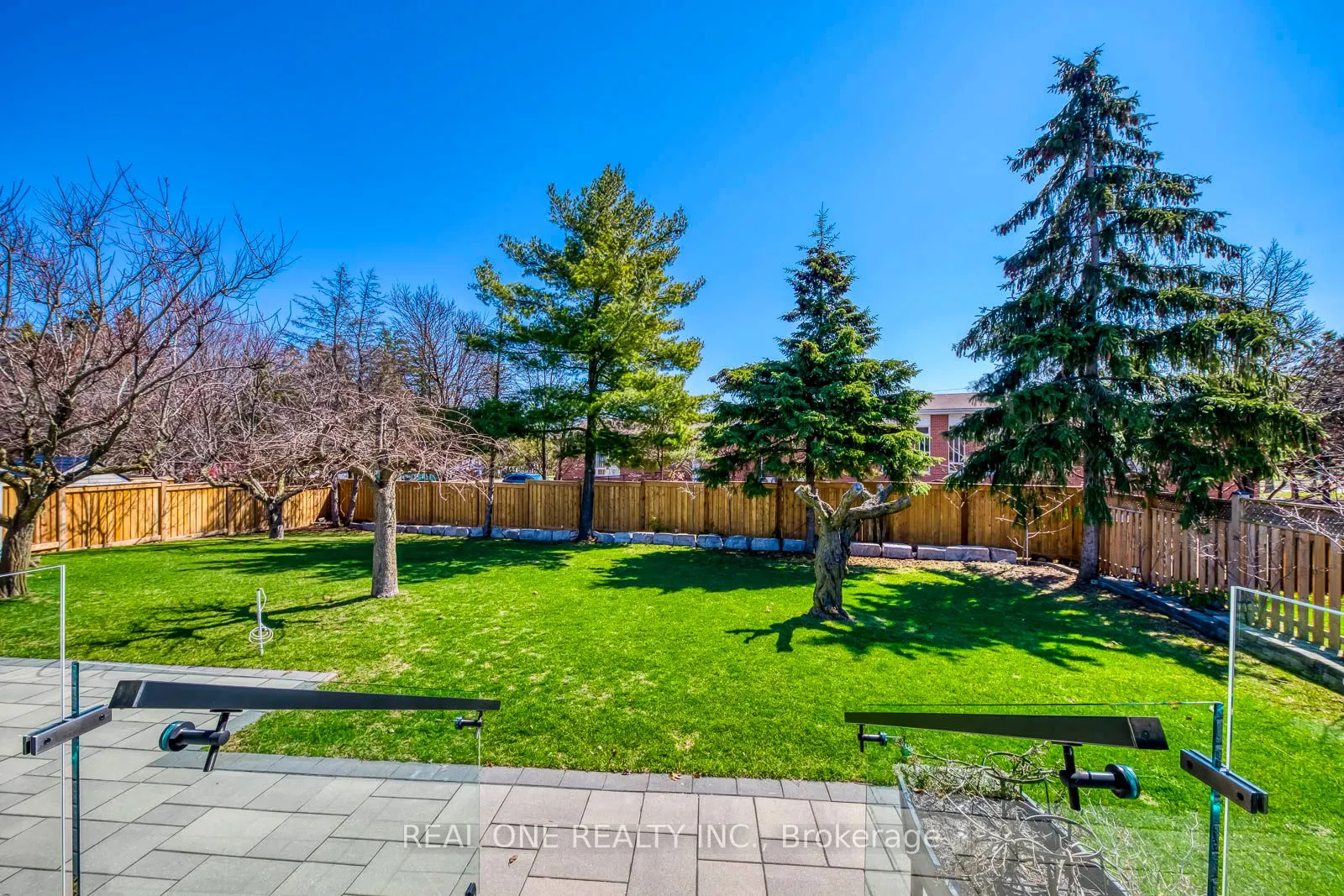 1224 Willowbrook Drive