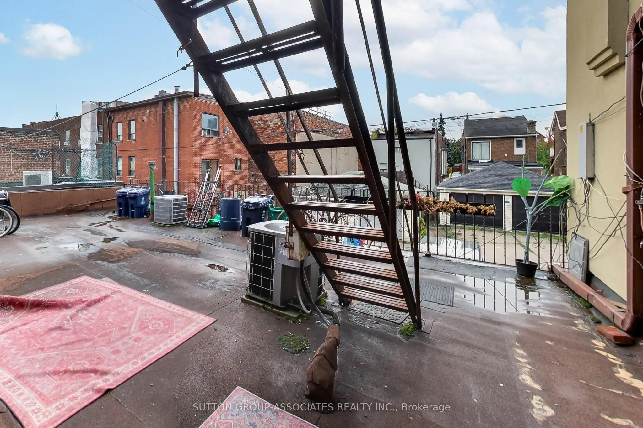 1181-1183 St Clair Avenue W