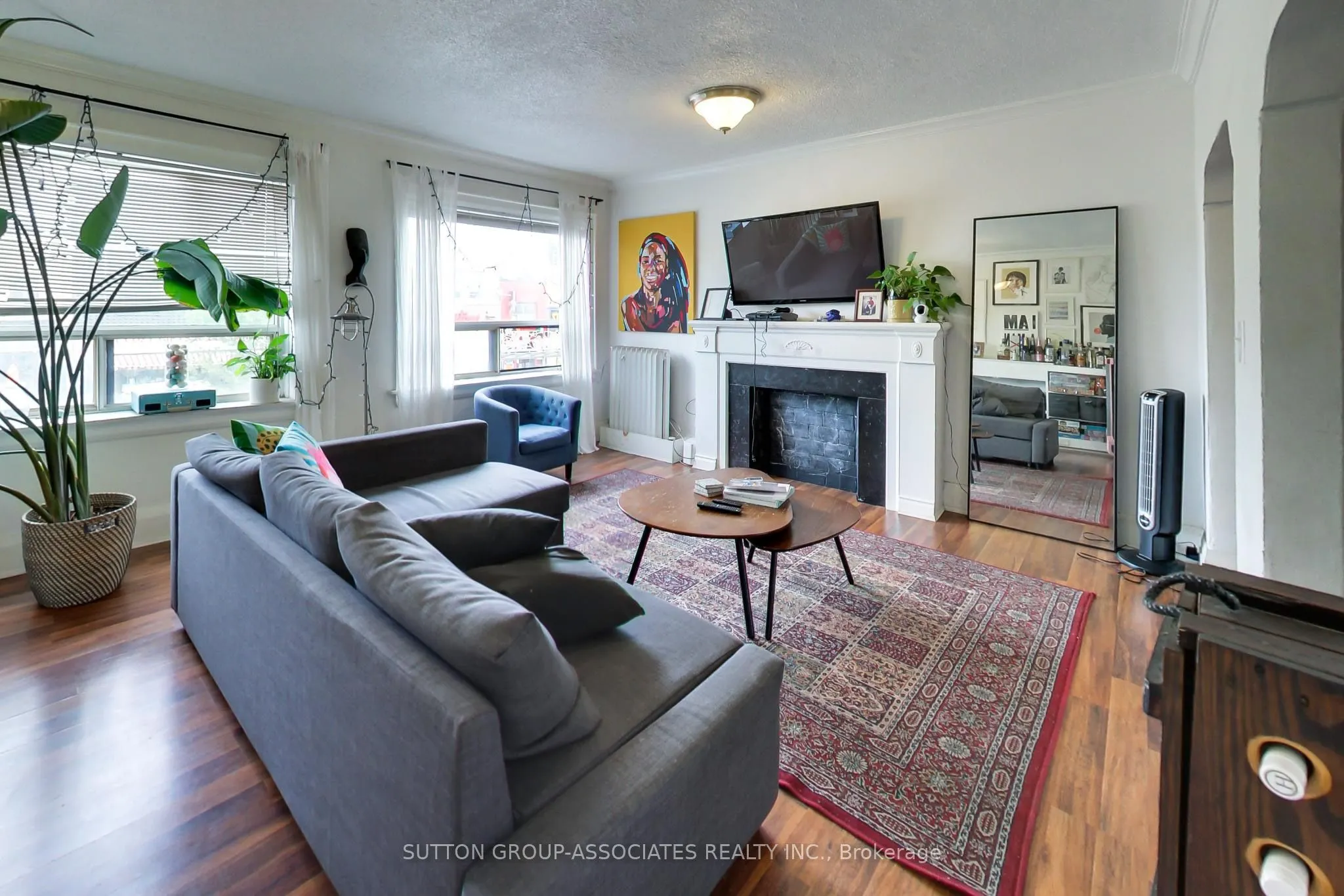 1181-1183 St Clair Avenue W