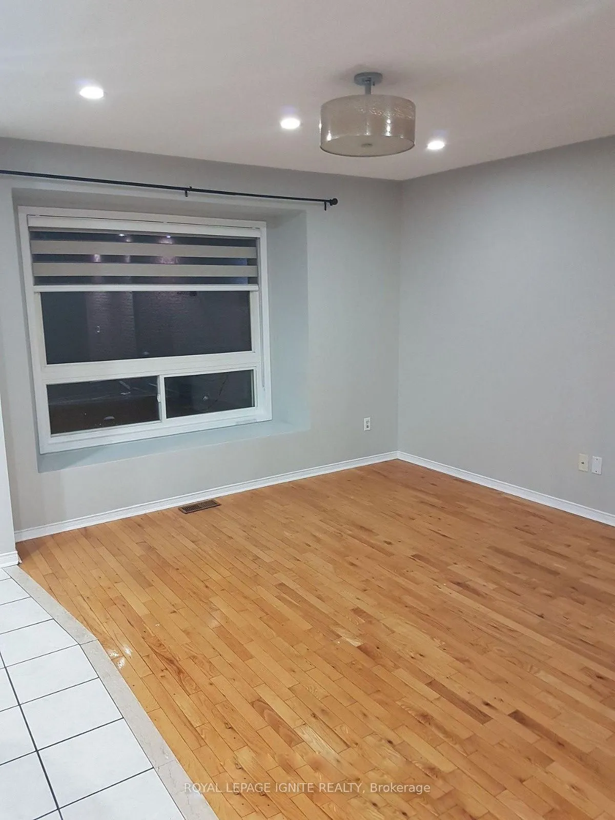 26 Roxton Crescent