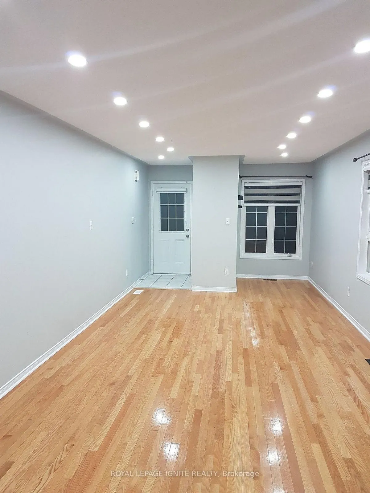 26 Roxton Crescent