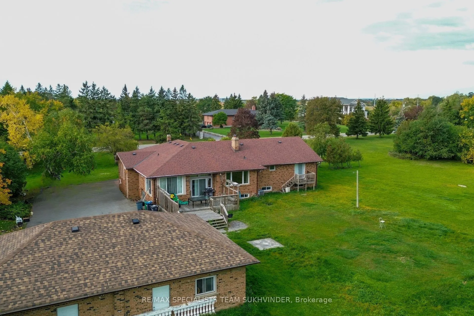 11 Julian Drive
