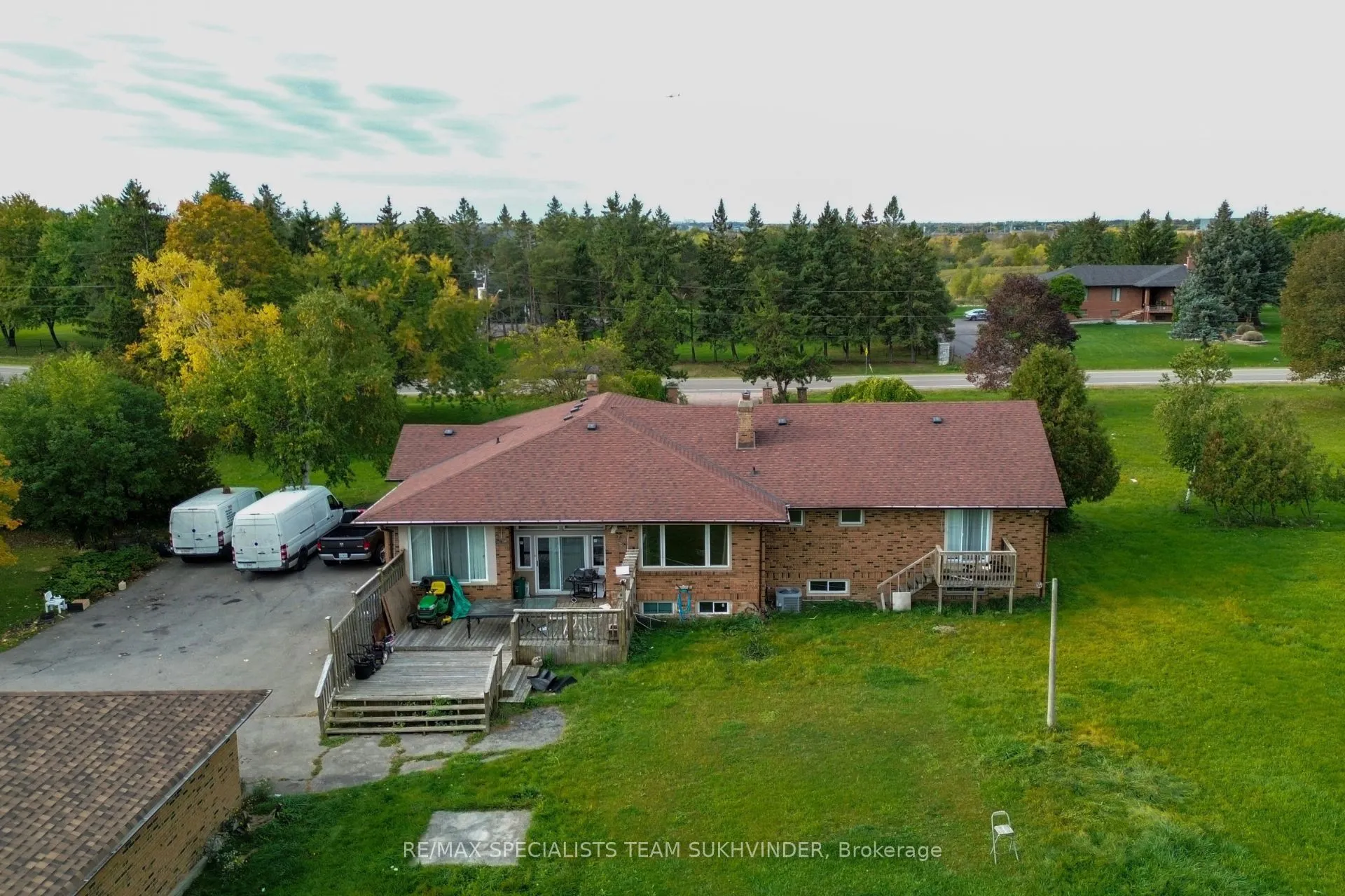 11 Julian Drive