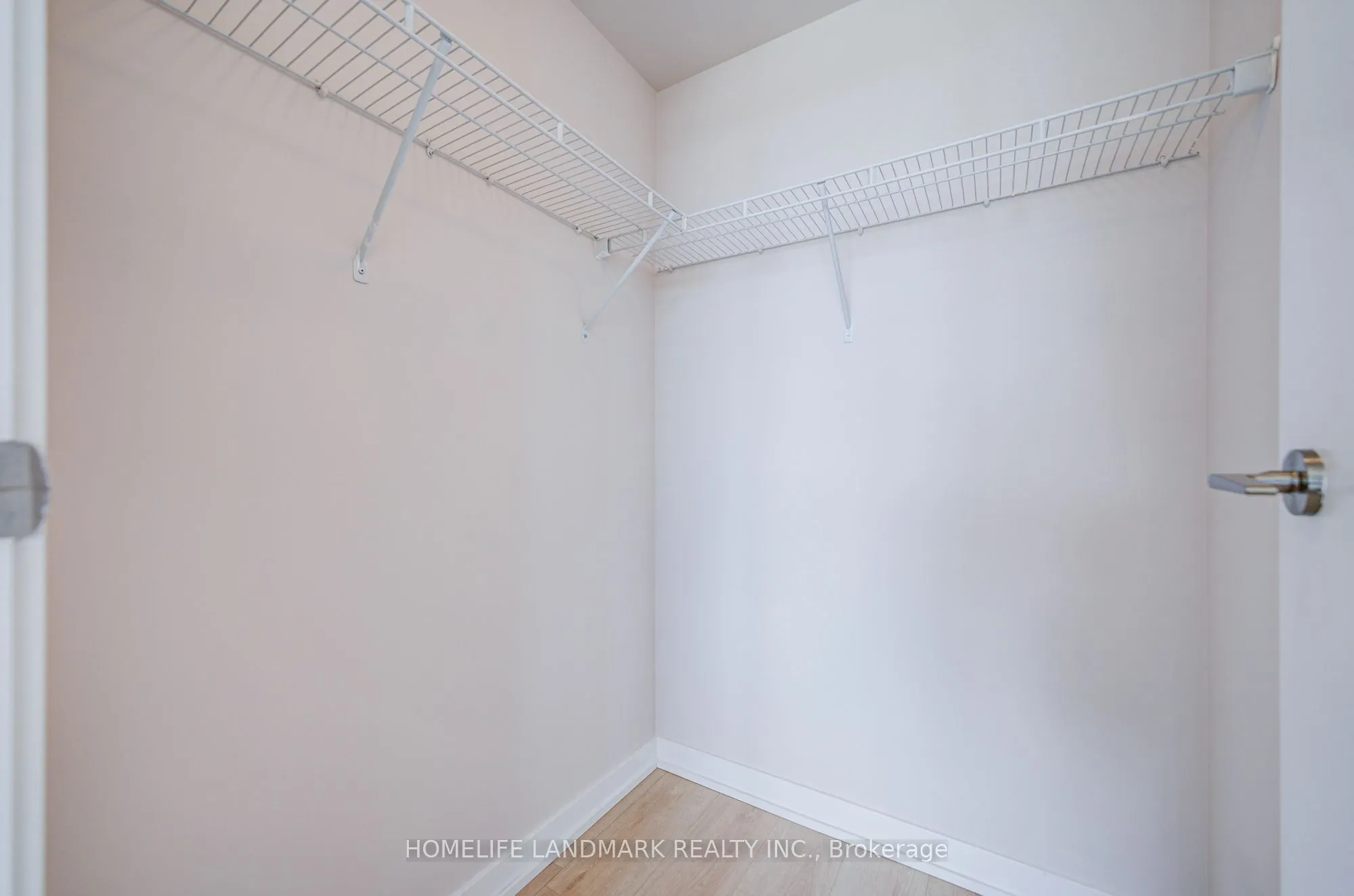2200 Lakeshore Boulevard W #1008