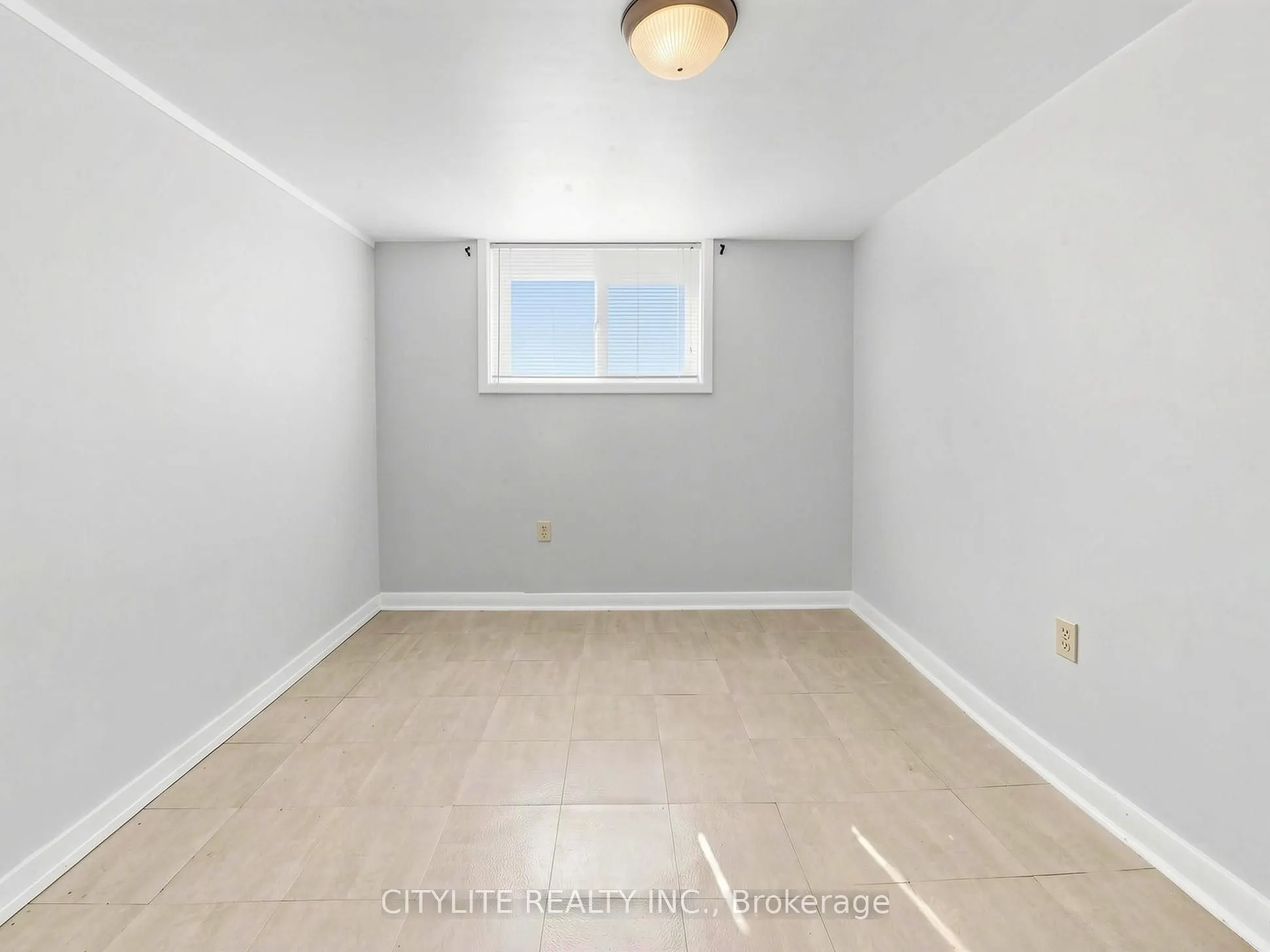 35 Macdonald Avenue #Basement
